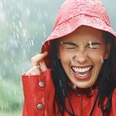 women-under-rain-w252 women-under-rain-w252
